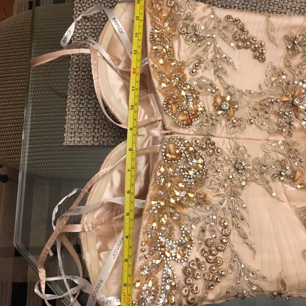Beautiful Champagne gown. Mother of bride/prom - Picture 8 of 8